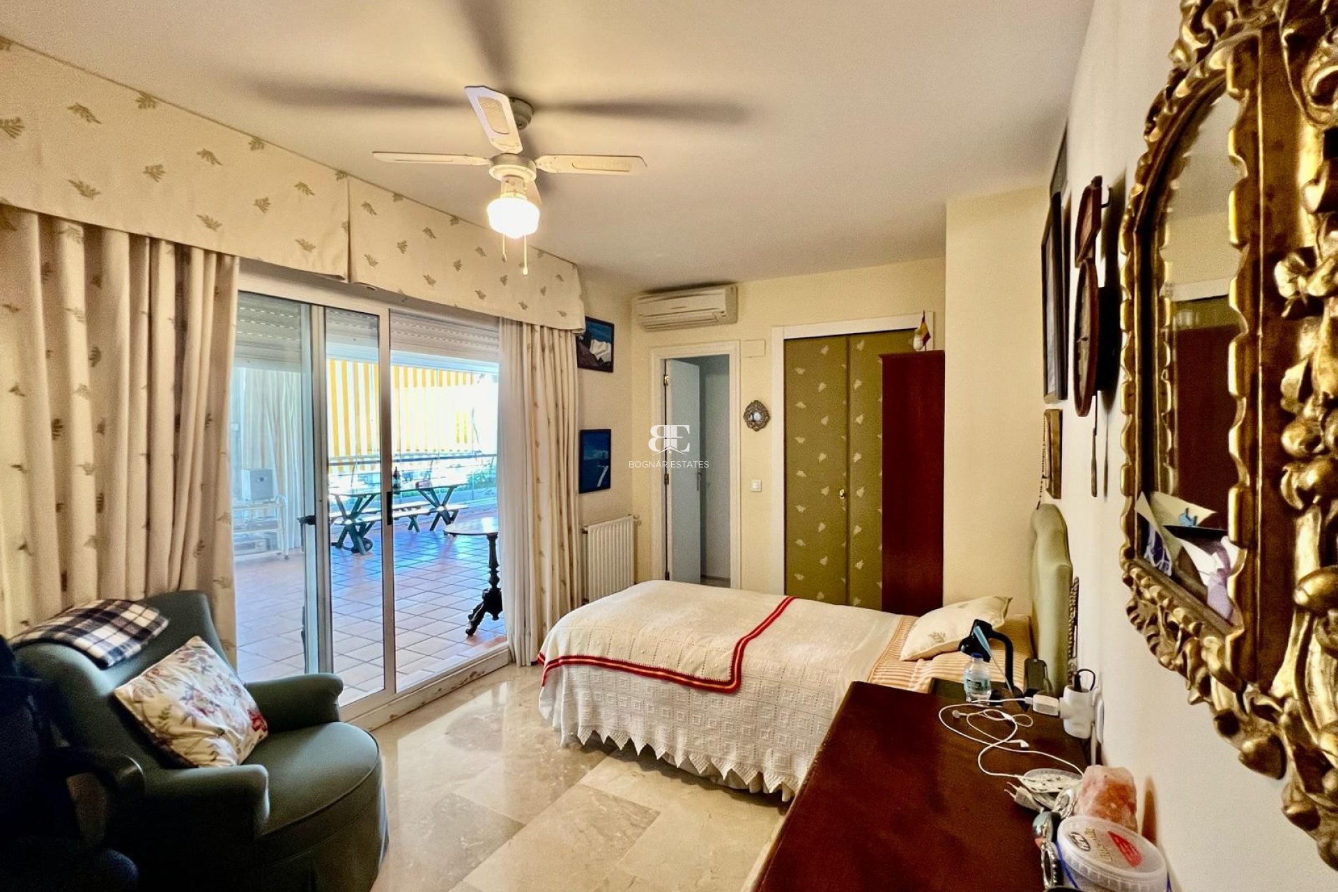Resale - apartment -
Marbella - Guadalmina Alta