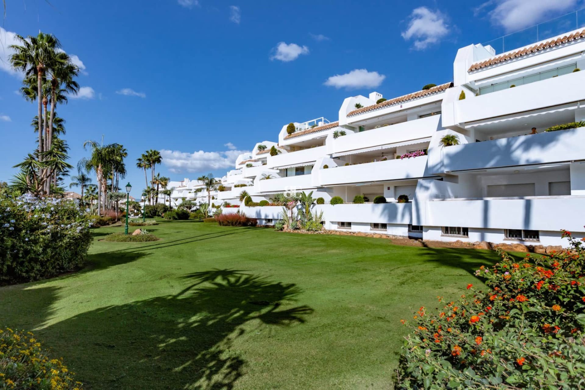Resale - apartment -
Marbella - Los Monteros