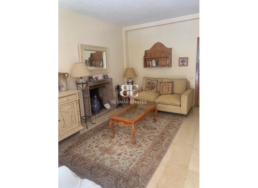 Resale - apartment -
Marbella - Nagueles