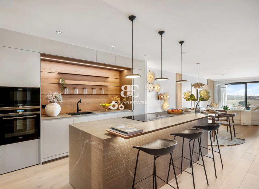 Resale - apartment -
Marbella - Nueva Andalucía