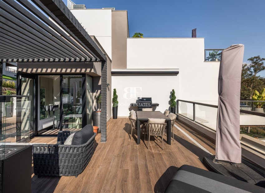 Resale - apartment -
Marbella - Nueva Andalucía