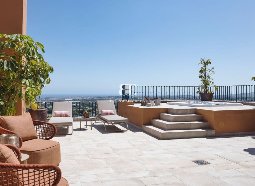 Resale - apartment -
Marbella - Nueva Andalucía