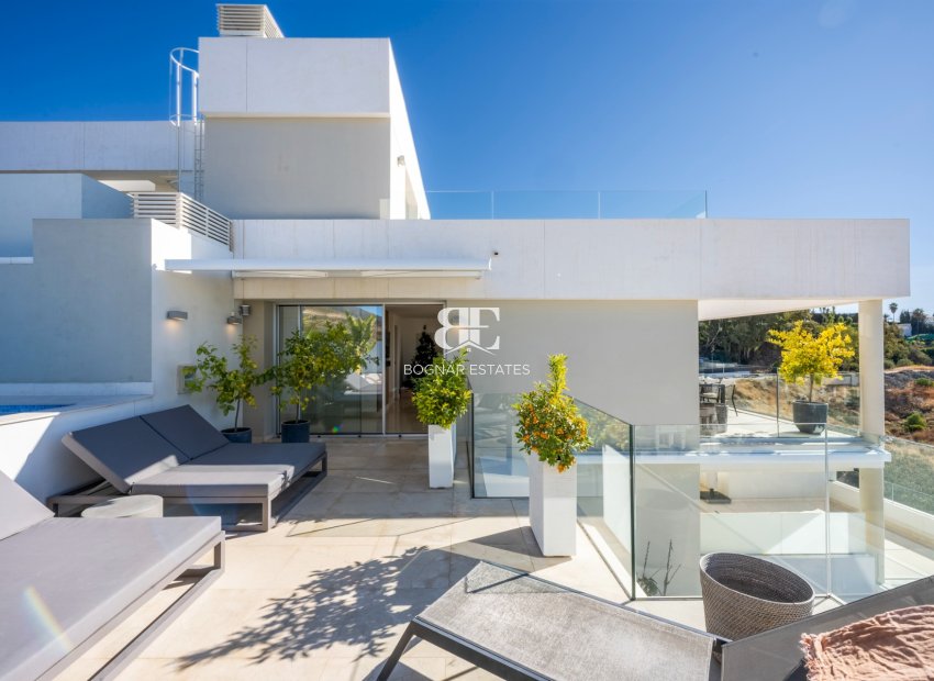 Resale - apartment -
Marbella - Nueva Andalucía