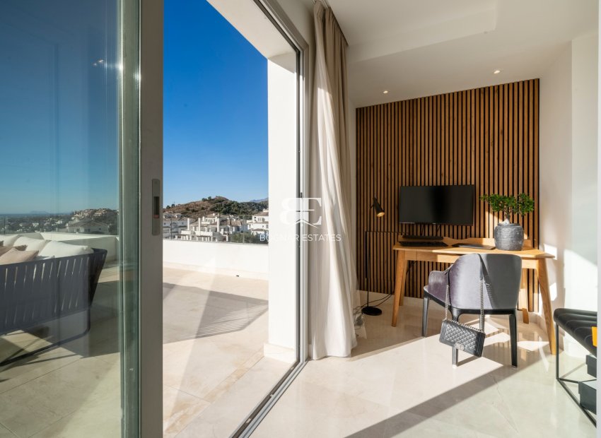 Resale - apartment -
Marbella - Nueva Andalucía