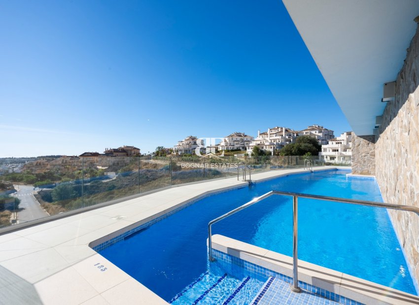 Resale - apartment -
Marbella - Nueva Andalucía