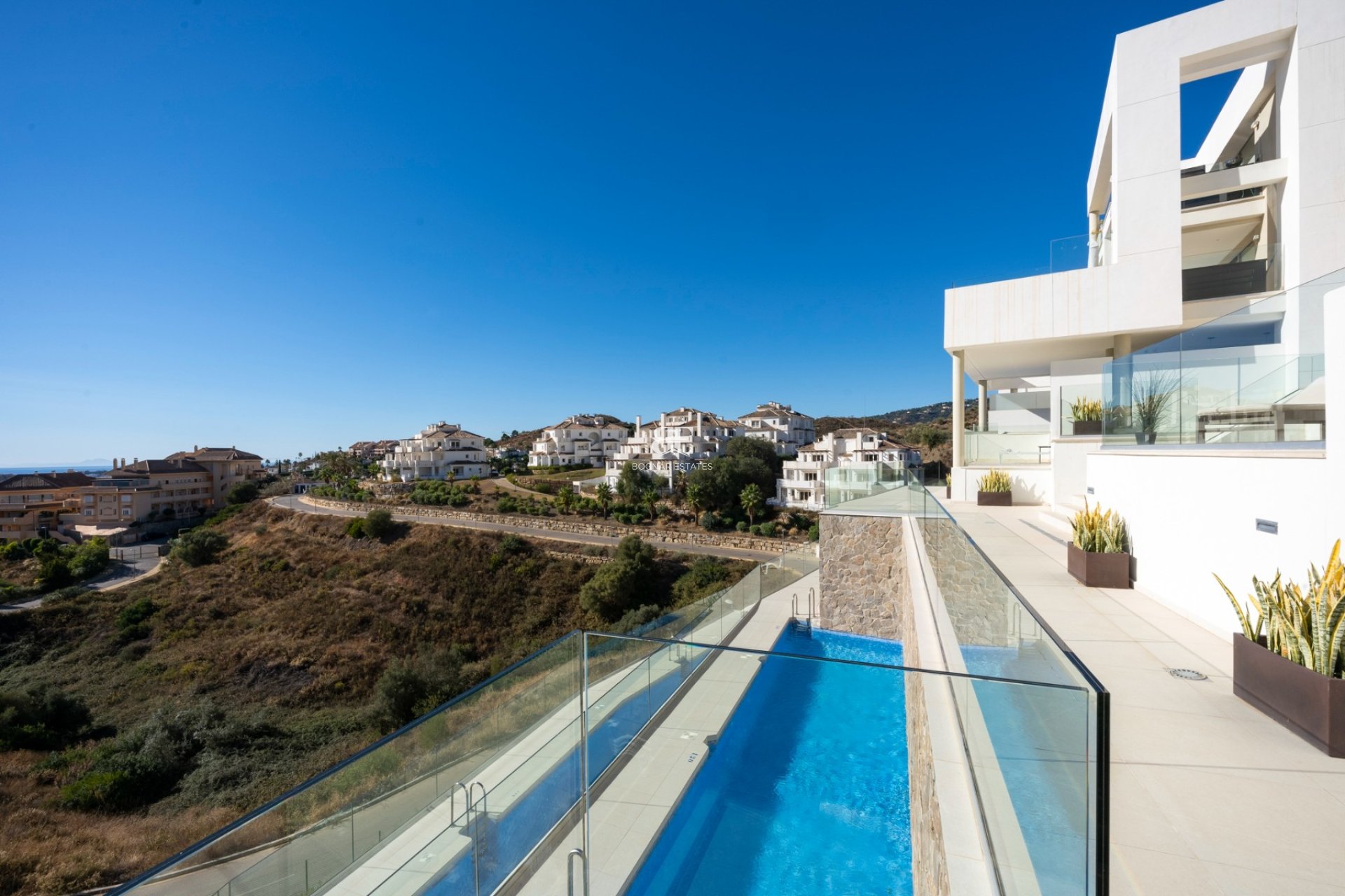 Resale - apartment -
Marbella - Nueva Andalucía