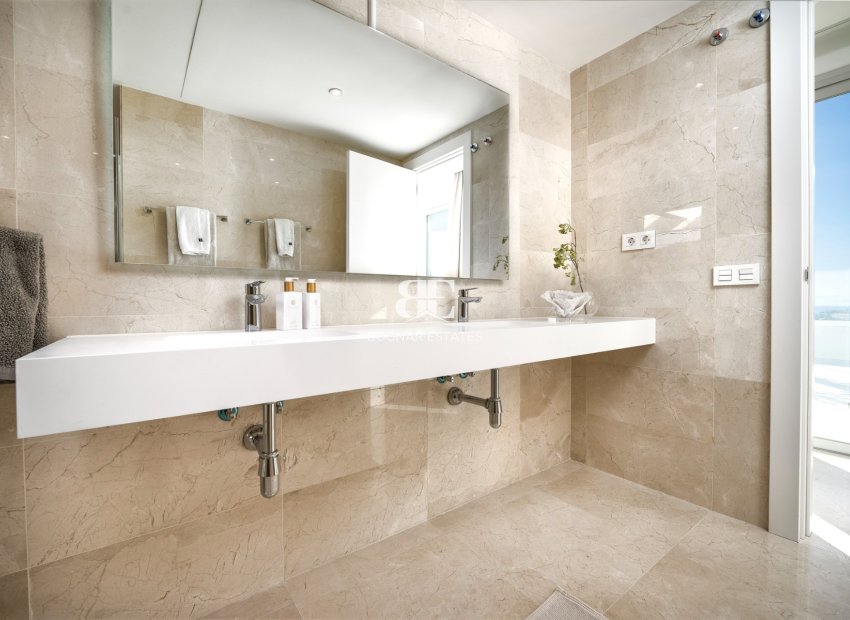 Resale - apartment -
Marbella - Nueva Andalucía