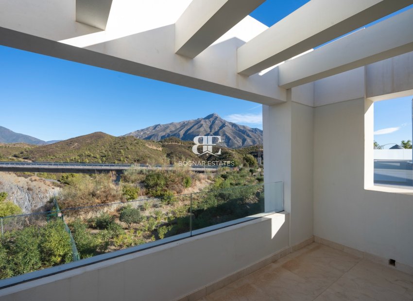 Resale - apartment -
Marbella - Nueva Andalucía