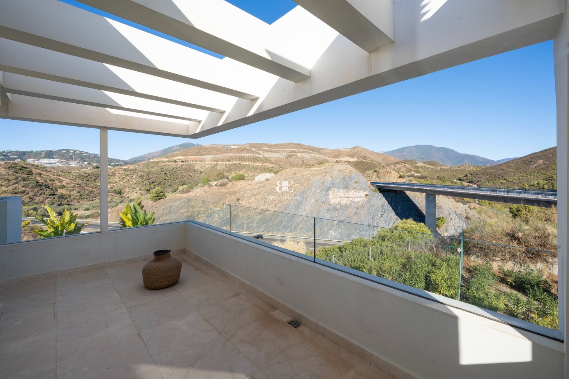Resale - apartment -
Marbella - Nueva Andalucía