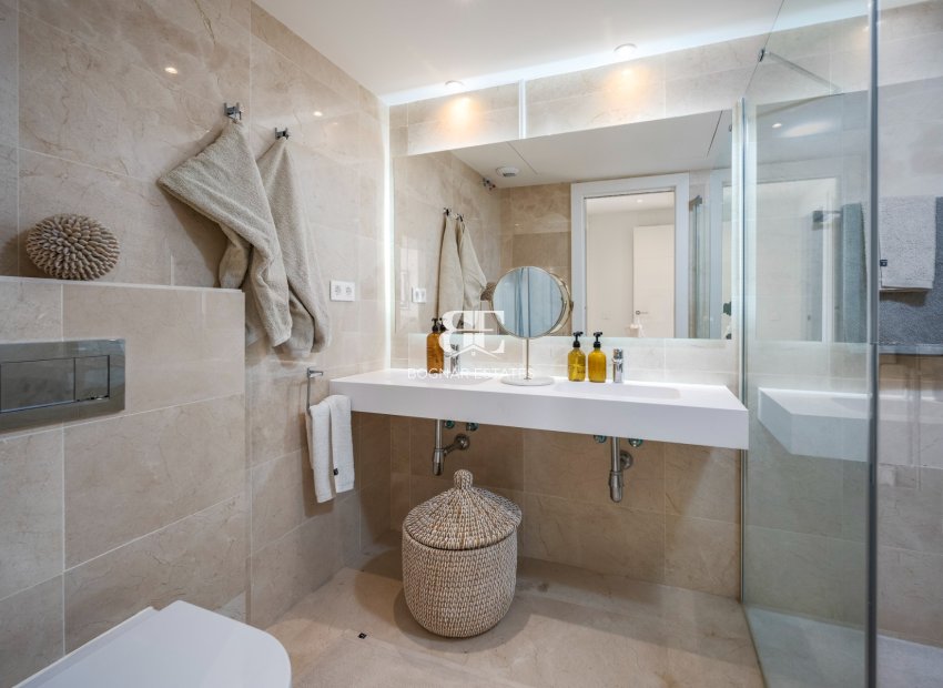 Resale - apartment -
Marbella - Nueva Andalucía