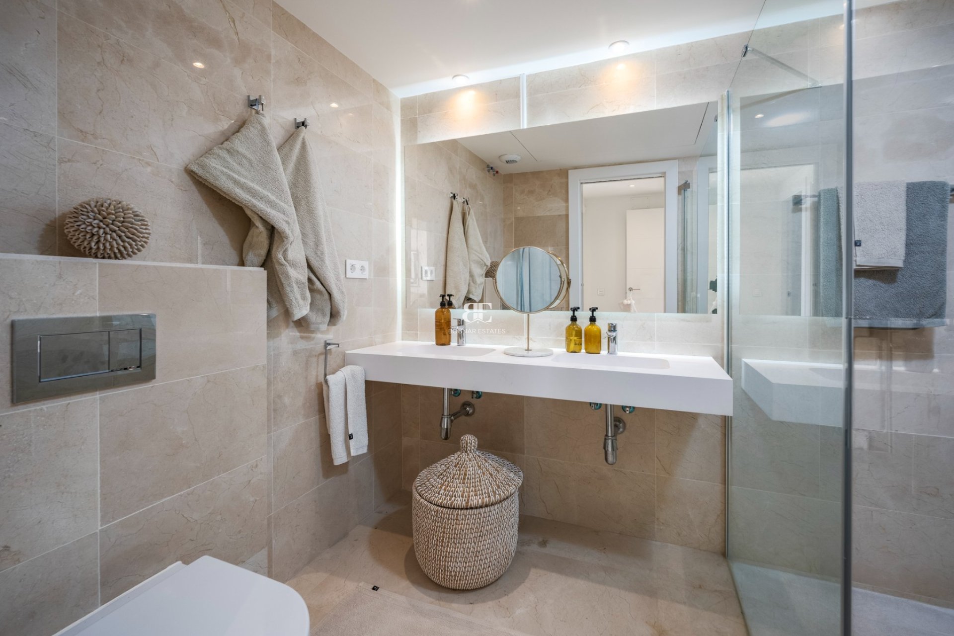 Resale - apartment -
Marbella - Nueva Andalucía