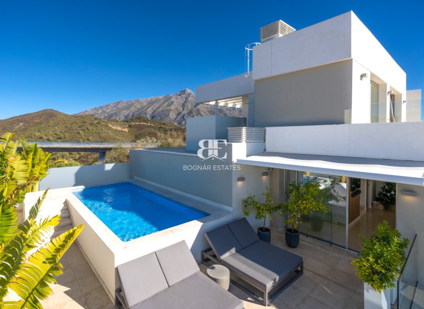 Resale - apartment -
Marbella - Nueva Andalucía