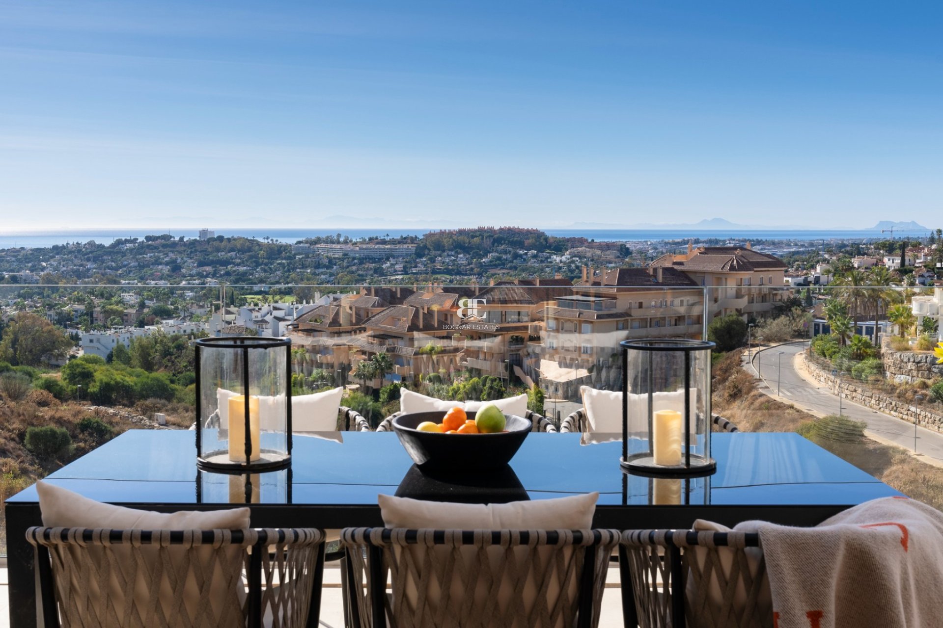 Resale - apartment -
Marbella - Nueva Andalucía