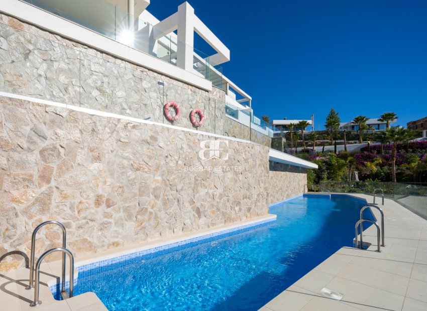 Resale - apartment -
Marbella - Nueva Andalucía
