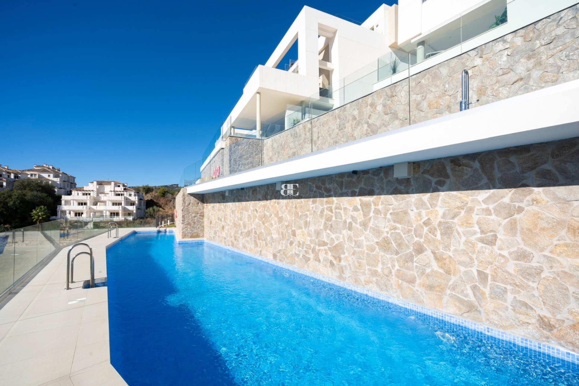 Resale - apartment -
Marbella - Nueva Andalucía
