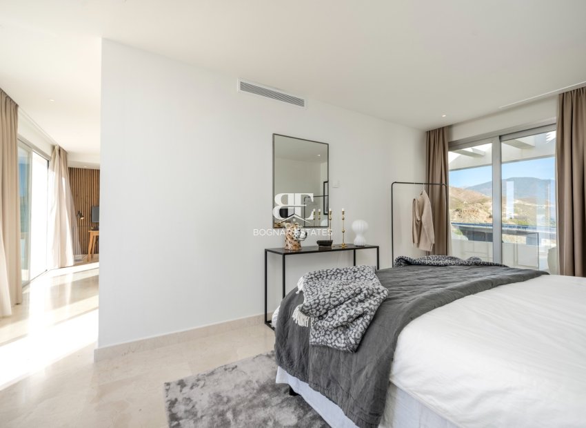 Resale - apartment -
Marbella - Nueva Andalucía
