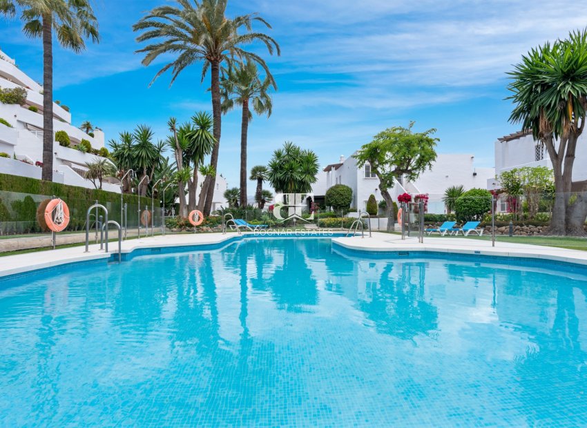 Resale - apartment -
Marbella - Nueva Andalucía