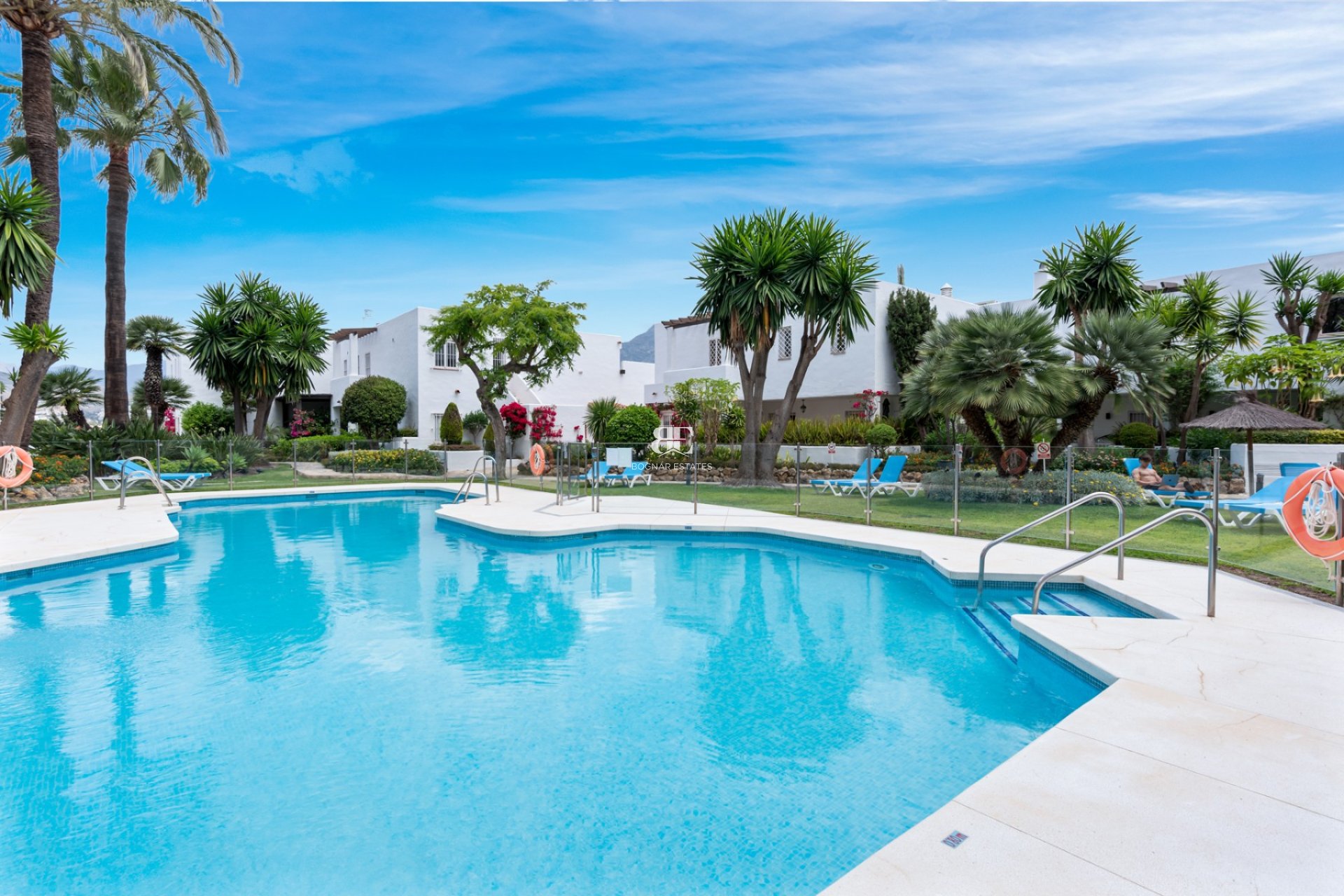 Resale - apartment -
Marbella - Nueva Andalucía