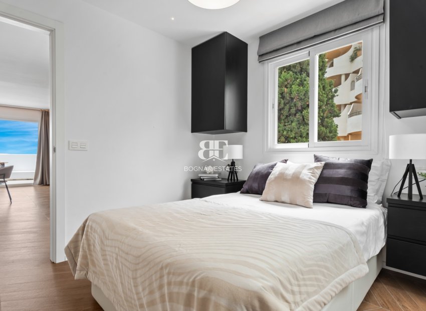 Resale - apartment -
Marbella - Nueva Andalucía