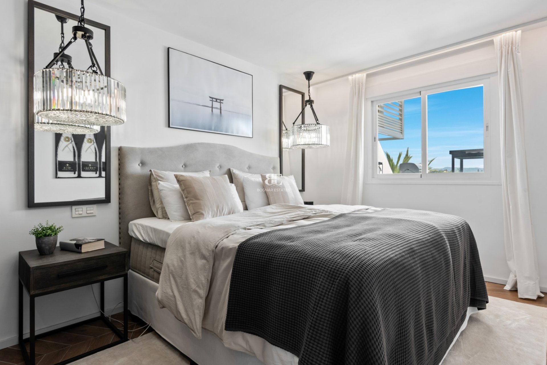 Resale - apartment -
Marbella - Nueva Andalucía