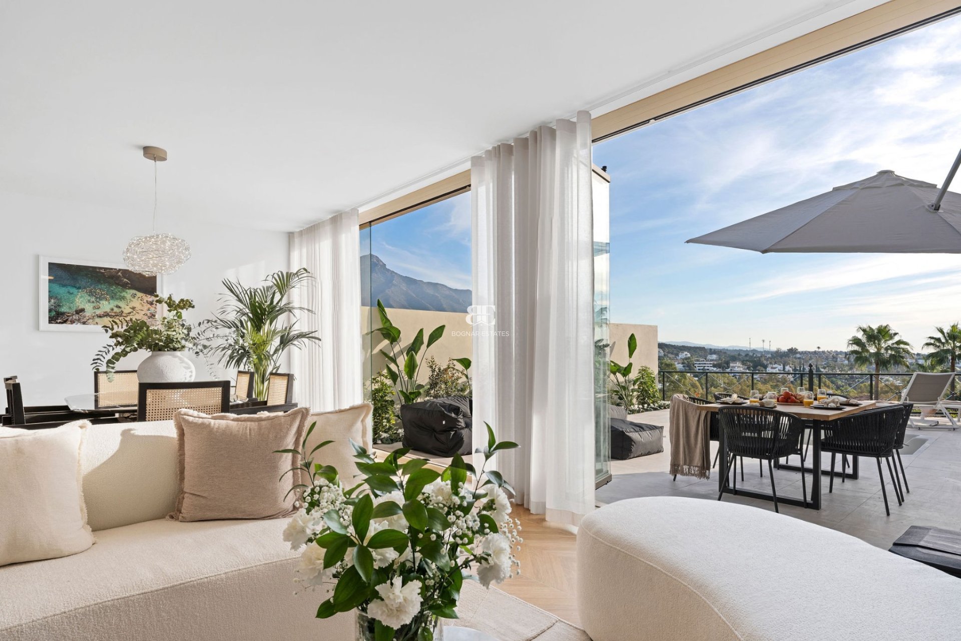 Resale - apartment -
Marbella - Nueva Andalucía