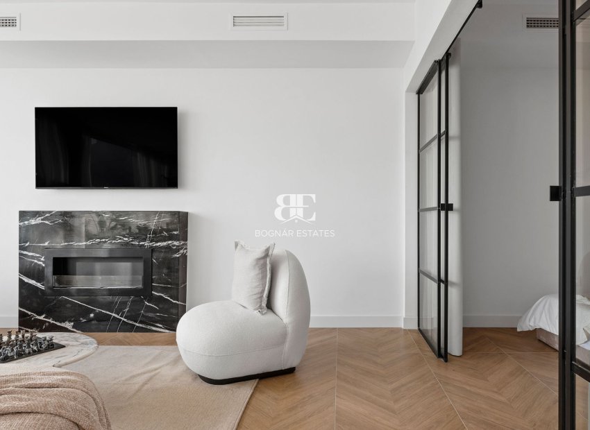Resale - apartment -
Marbella - Nueva Andalucía