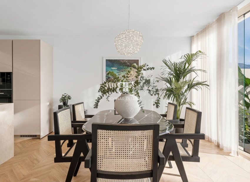Resale - apartment -
Marbella - Nueva Andalucía