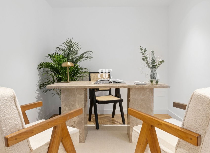 Resale - apartment -
Marbella - Nueva Andalucía