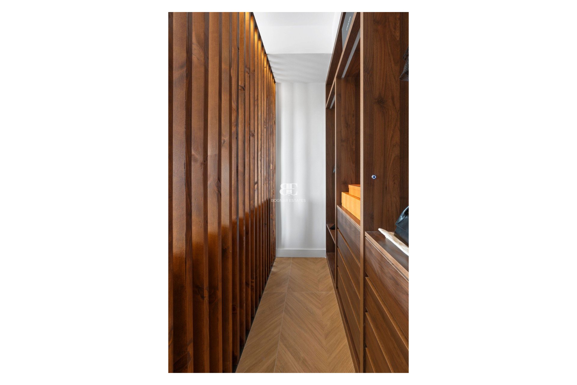 Resale - apartment -
Marbella - Nueva Andalucía