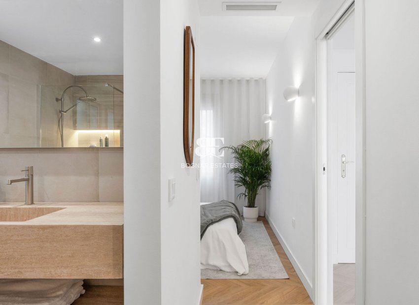 Resale - apartment -
Marbella - Nueva Andalucía