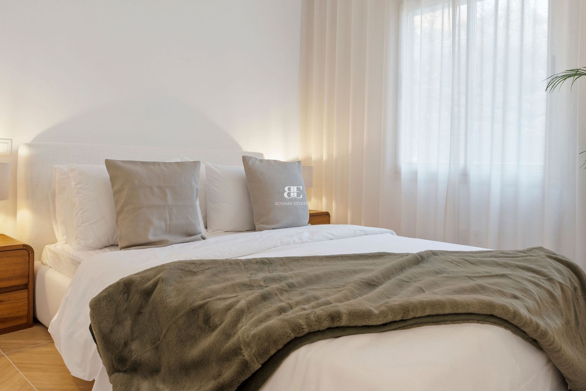 Resale - apartment -
Marbella - Nueva Andalucía