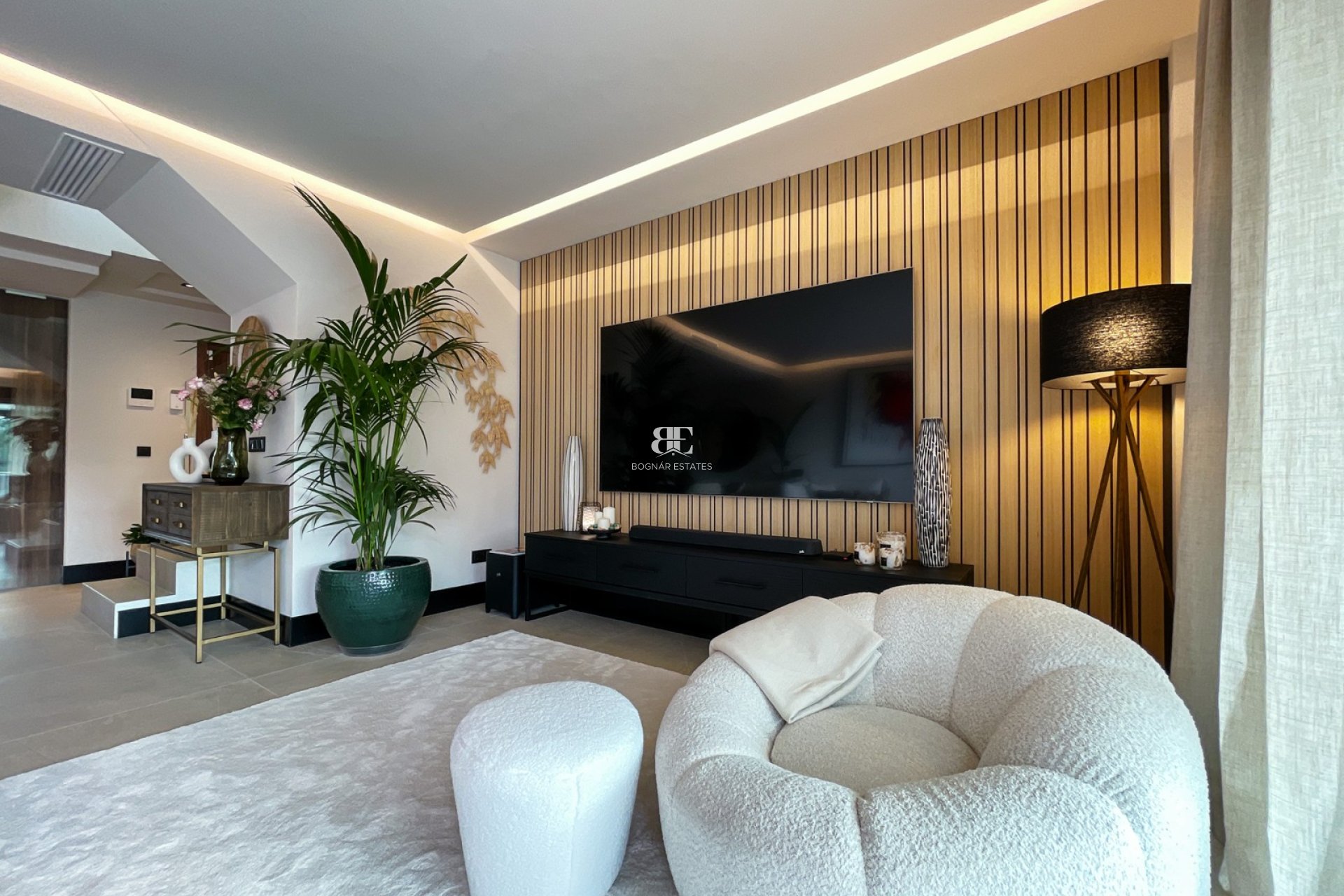 Resale - apartment -
Marbella - Nueva Andalucía