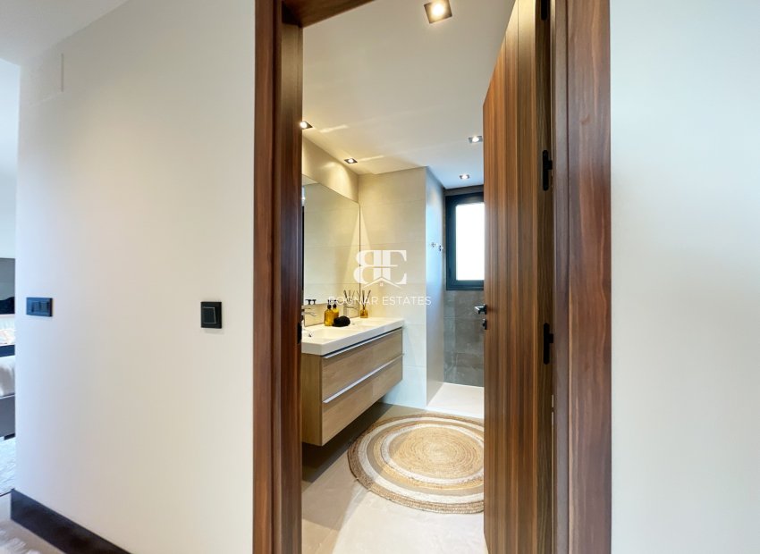 Resale - apartment -
Marbella - Nueva Andalucía