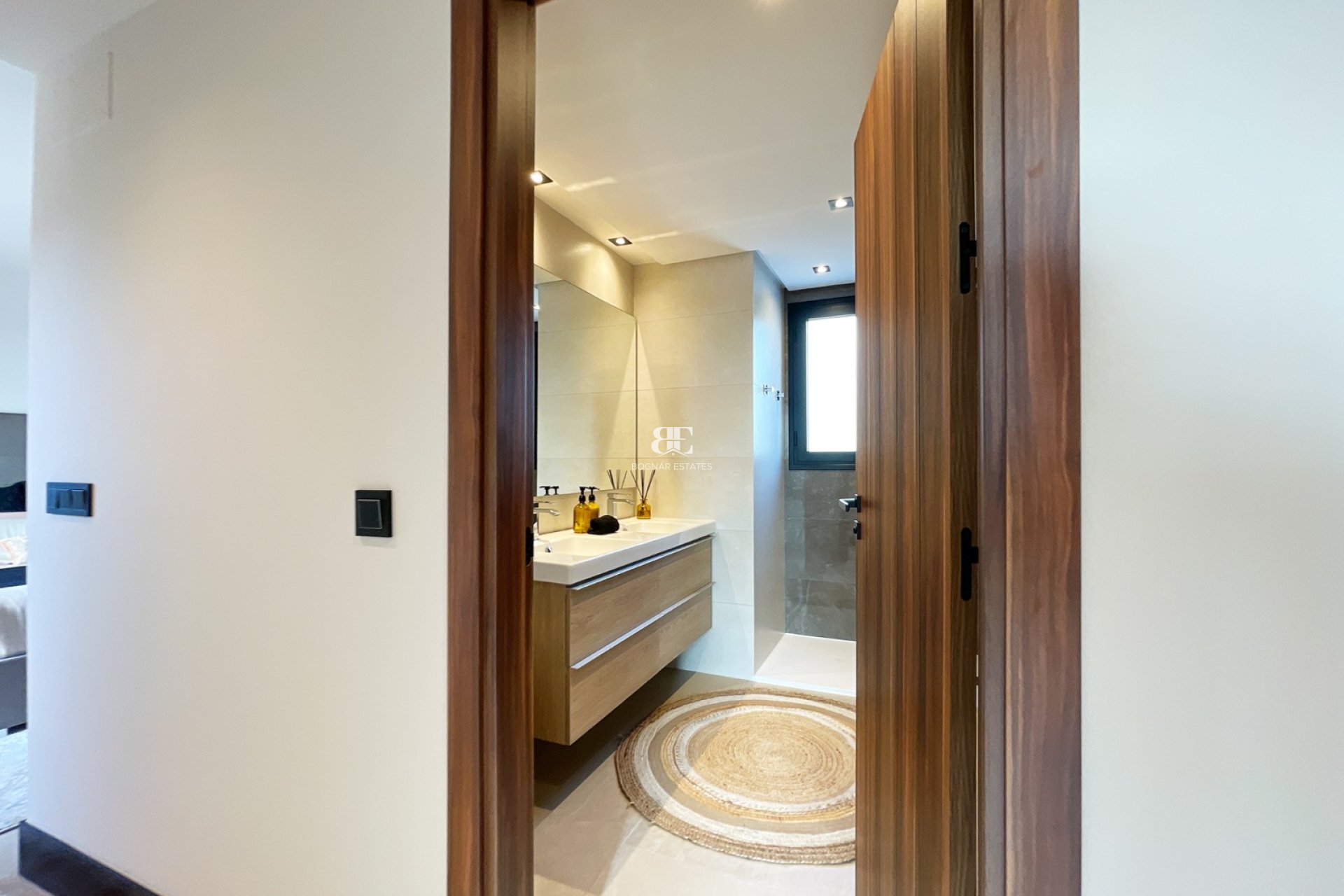 Resale - apartment -
Marbella - Nueva Andalucía