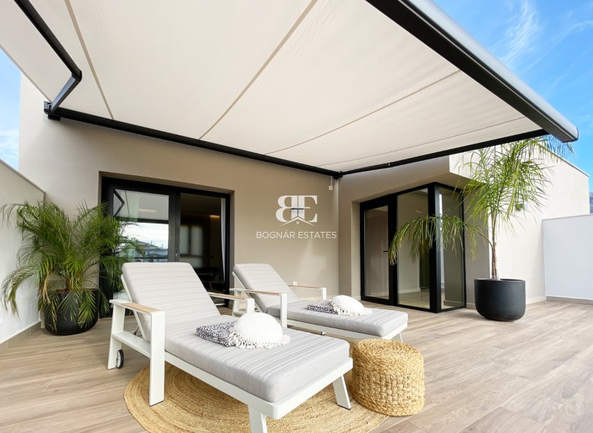 Resale - apartment -
Marbella - Nueva Andalucía