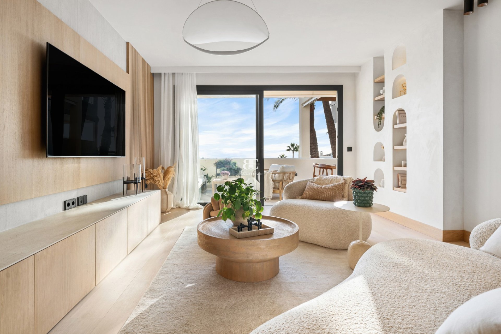 Resale - apartment -
Marbella - Nueva Andalucía