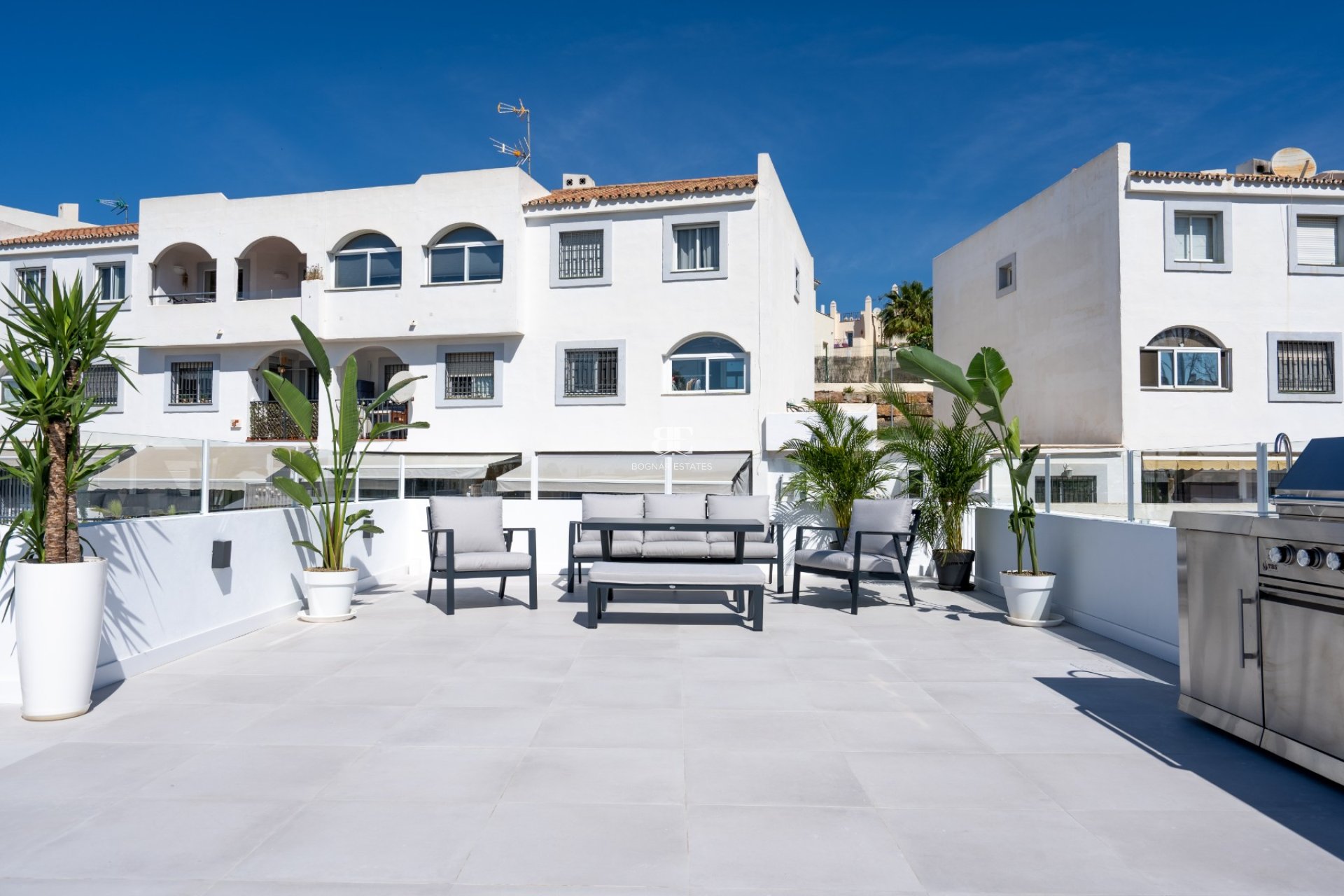 Resale - apartment -
Marbella - Nueva Andalucía