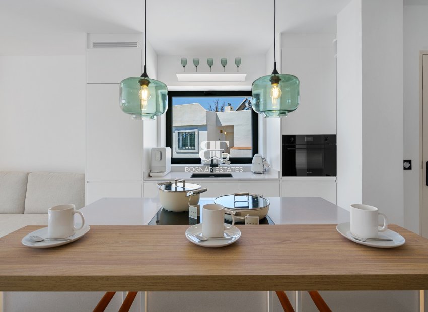 Resale - apartment -
Marbella - Nueva Andalucía