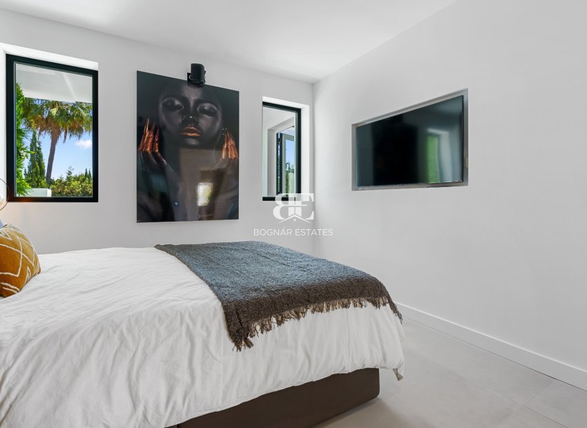 Resale - apartment -
Marbella - Nueva Andalucía