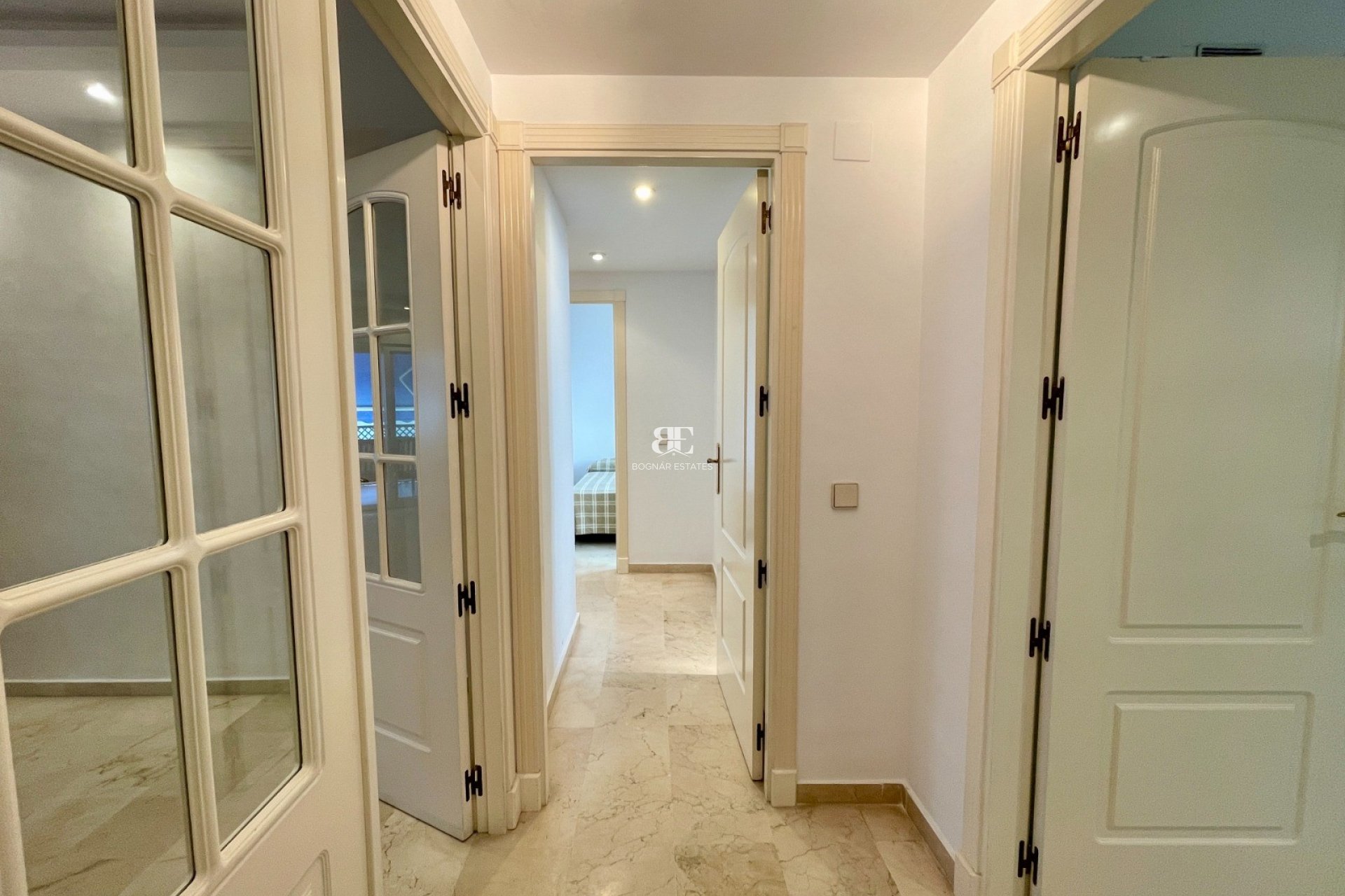Resale - apartment -
Marbella - Puerto Banús