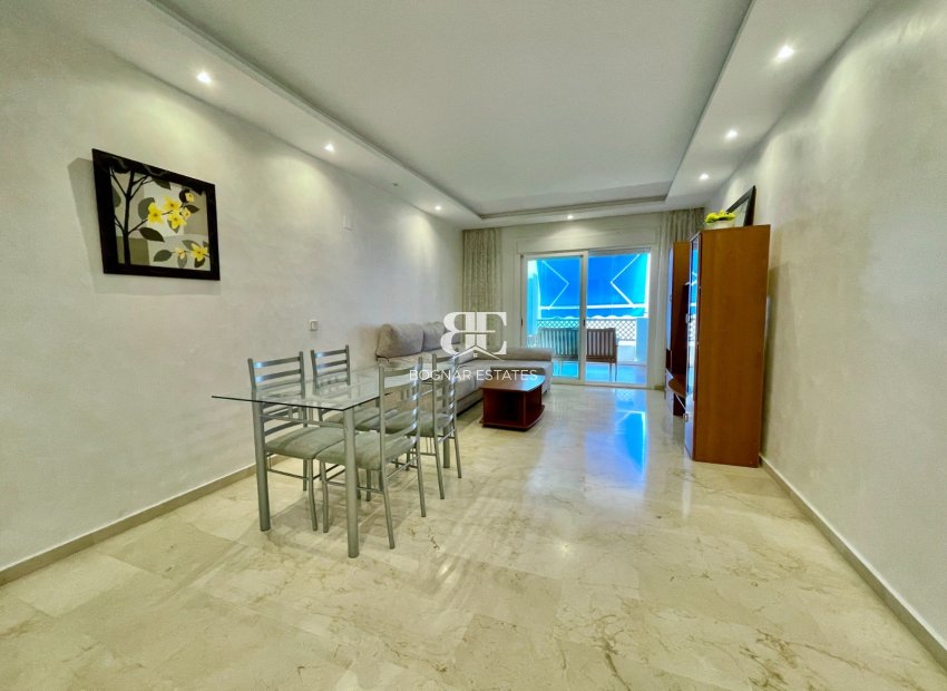 Resale - apartment -
Marbella - Puerto Banús