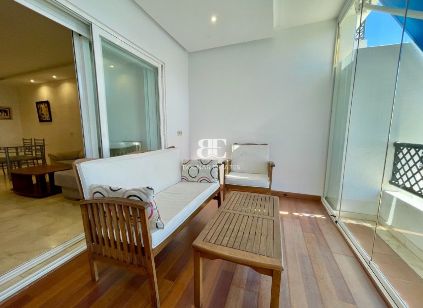 Resale - apartment -
Marbella - Puerto Banús