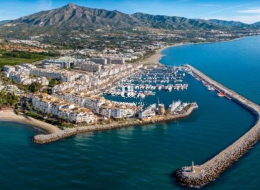 Resale - apartment -
Marbella - Puerto Banús