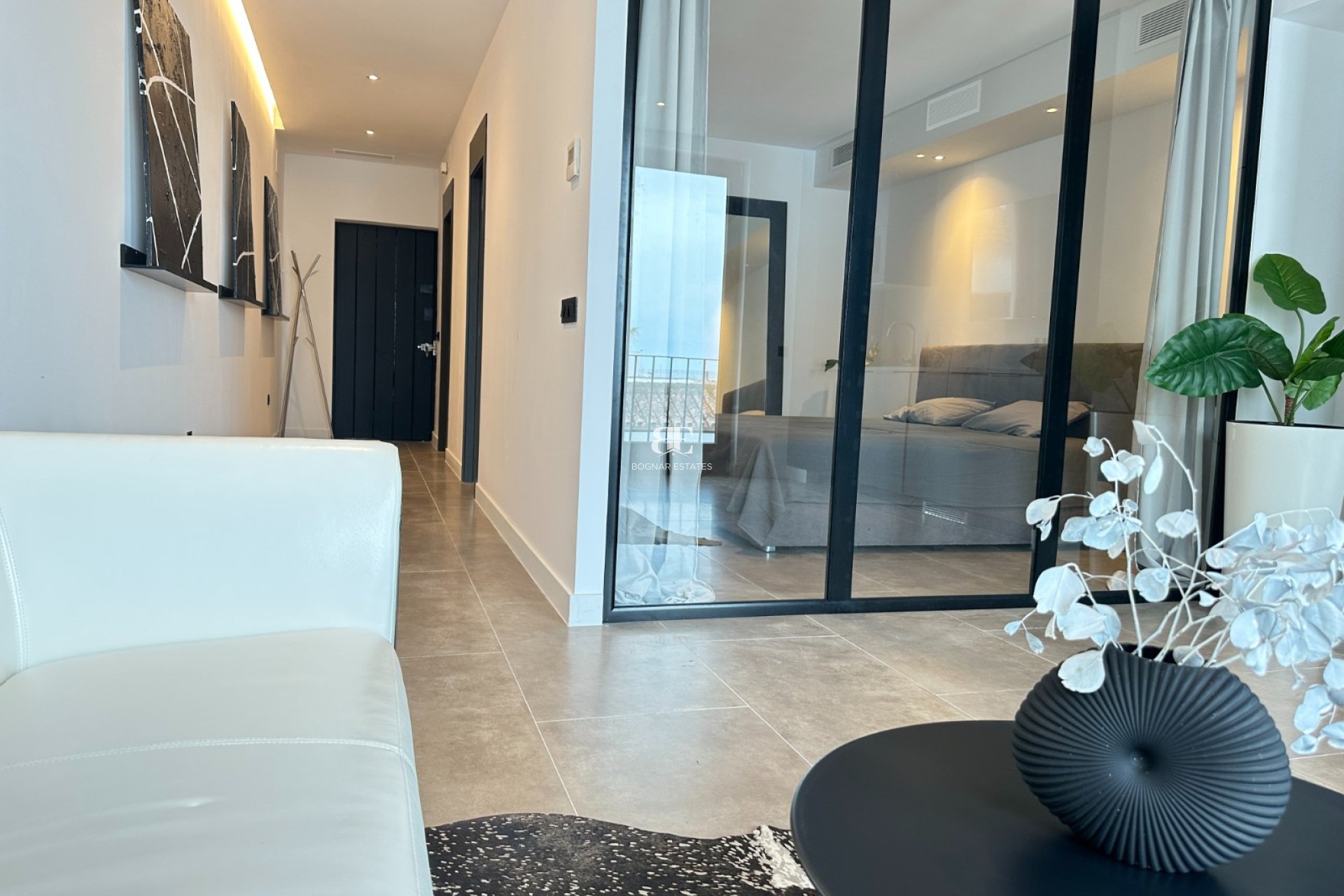 Resale - apartment -
Marbella - Puerto Banús