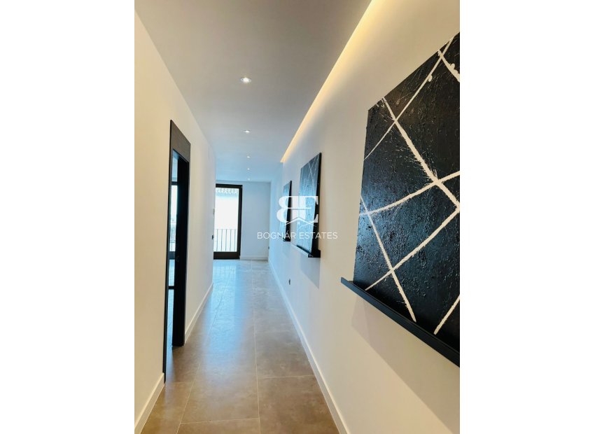Resale - apartment -
Marbella - Puerto Banús