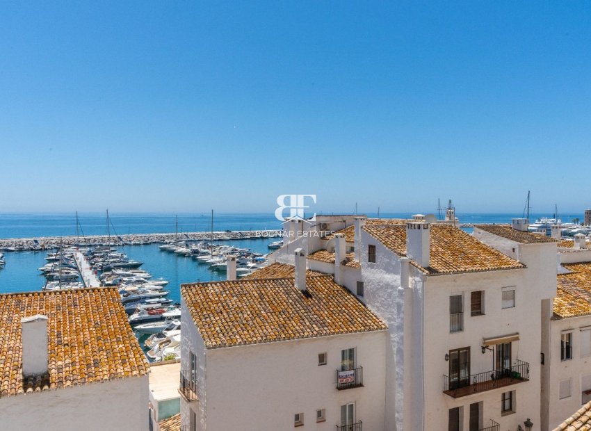 Resale - apartment -
Marbella - Puerto Banús