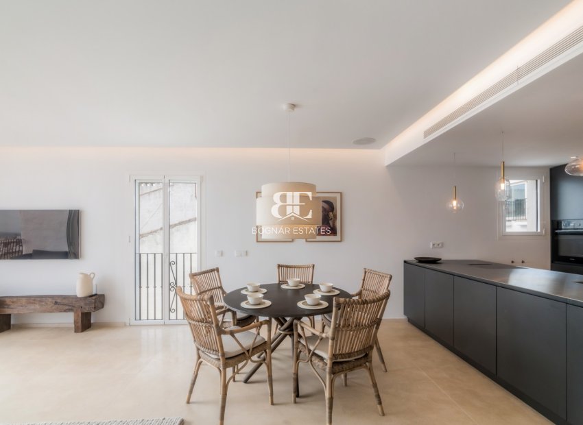 Resale - apartment -
Marbella - Puerto Banús