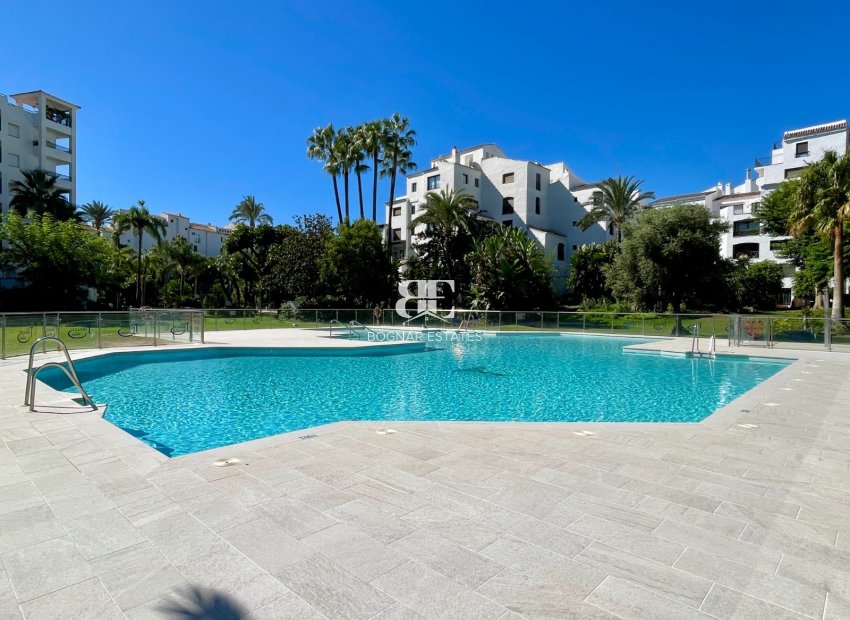 Resale - apartment -
Marbella - Puerto Banús