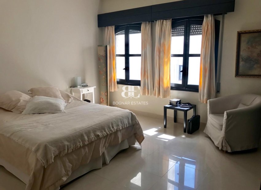 Resale - apartment -
Marbella - Puerto Banús