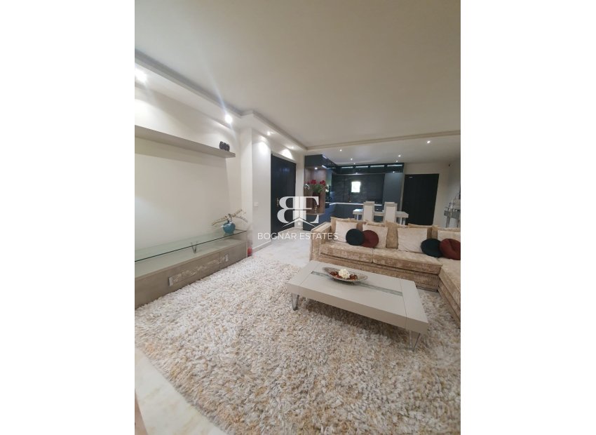 Resale - apartment -
Marbella - Puerto Banús